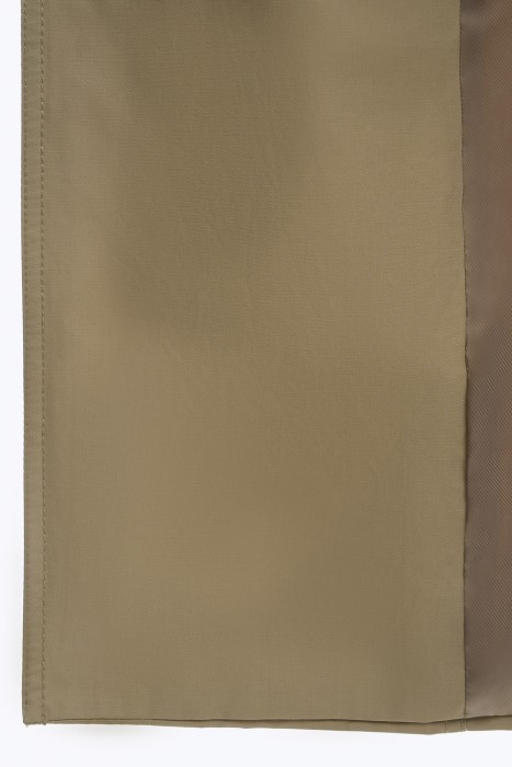 тренчкот с ремнем из россии вид сбоку