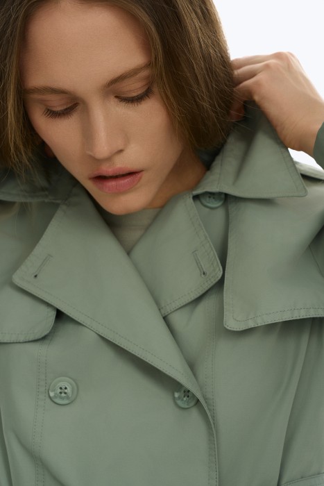 тренчкот по цене 4470 руб вид справа