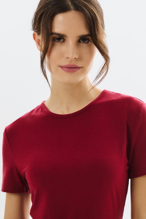 трикотажная футболка из россии вид сбоку