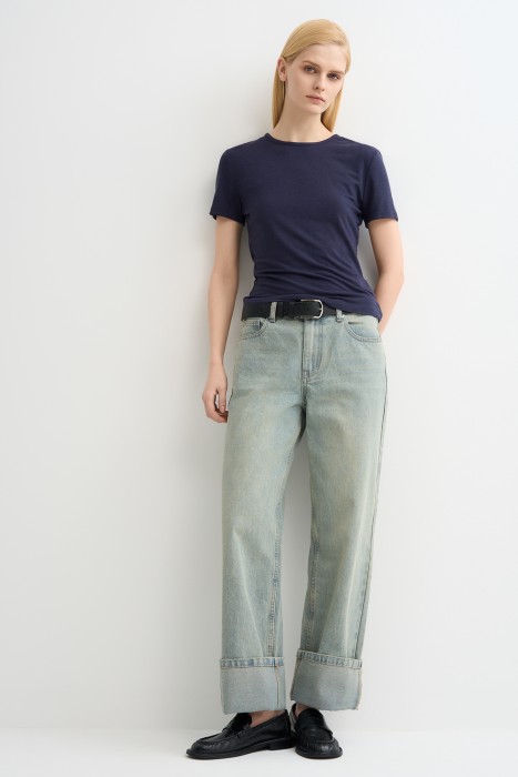 трикотажная футболка от бренда снежная королева вид слева