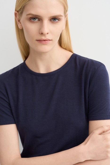 трикотажная футболка из россии вид сбоку