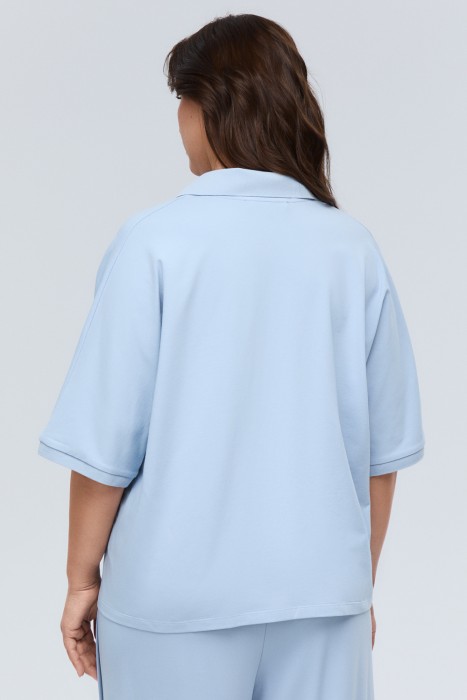 трикотажная футболка из россии вид сбоку