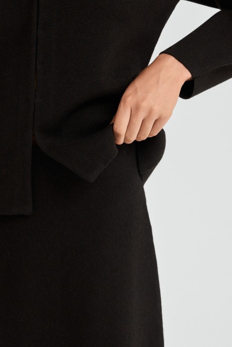 трикотажная мини-юбка от бренда снежная королева вид слева