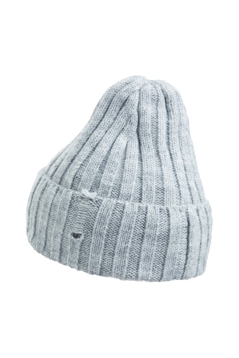 трикотажная шапка от бренда снежная королева вид слева