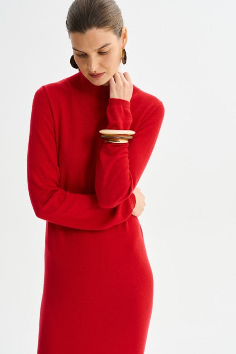 трикотажное платье макси от бренда снежная королева вид слева