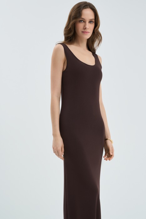 Товар с артикулом 755841003 вид сзади