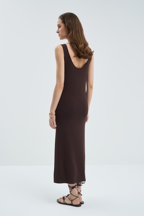 трикотажное платье по цене 1780 руб вид справа