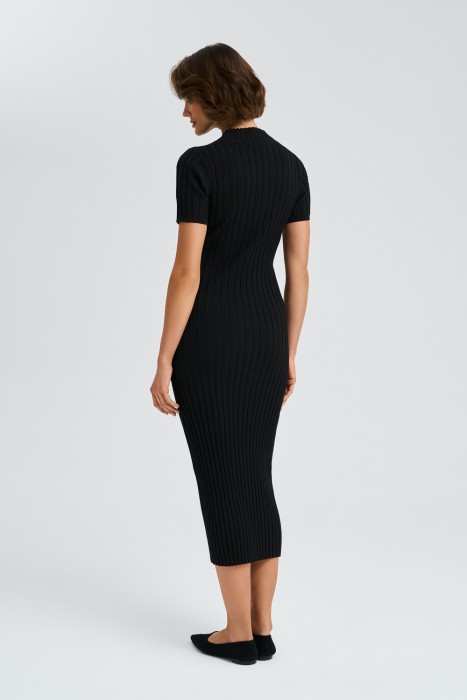 трикотажное платье по цене 1780 руб вид справа