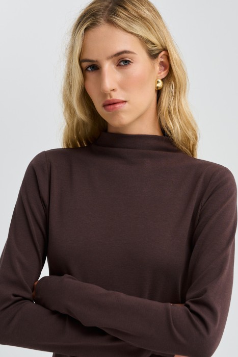 трикотажное платье из россии вид сбоку