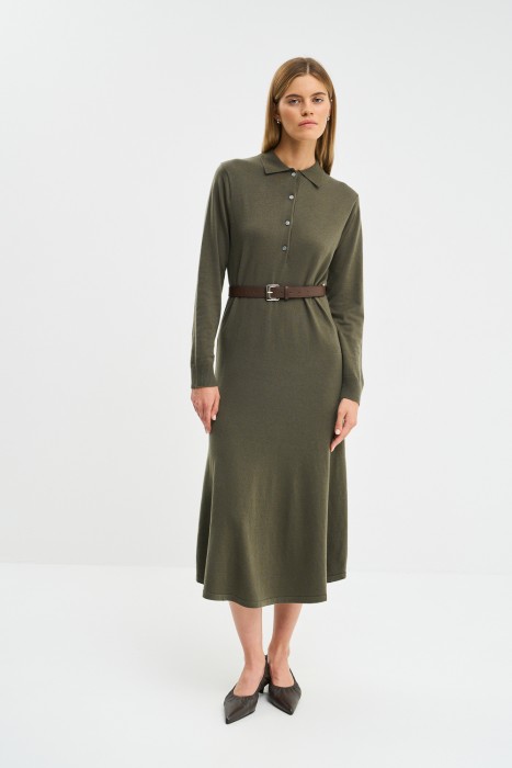 трикотажное платье от бренда снежная королева вид слева