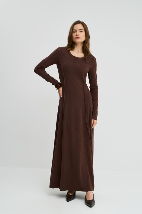 Товар с артикулом 792946003 вид сзади