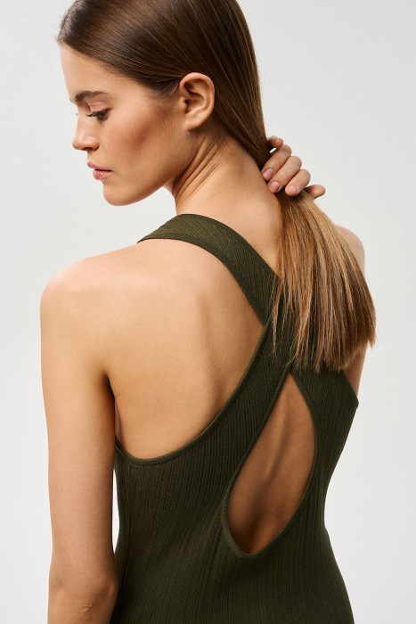 трикотажное платье из россии вид сбоку