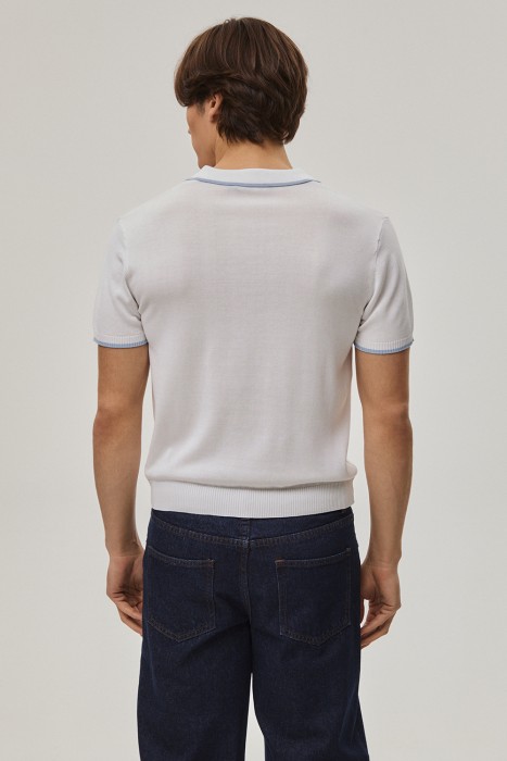 трикотажное поло по цене 3210 руб вид справа