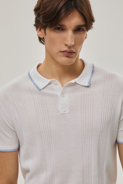 трикотажное поло из россии вид сбоку