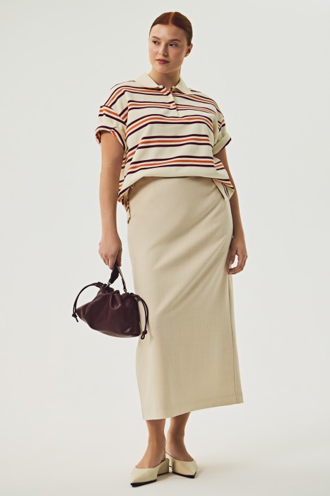 трикотажное поло от бренда снежная королева вид слева