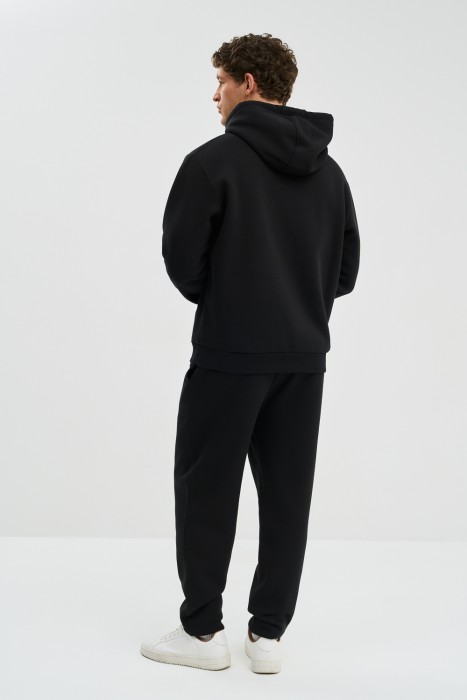 трикотажные брюки по цене 1600 руб вид справа