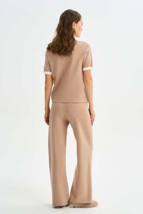 трикотажные брюки по цене 1480 руб вид справа