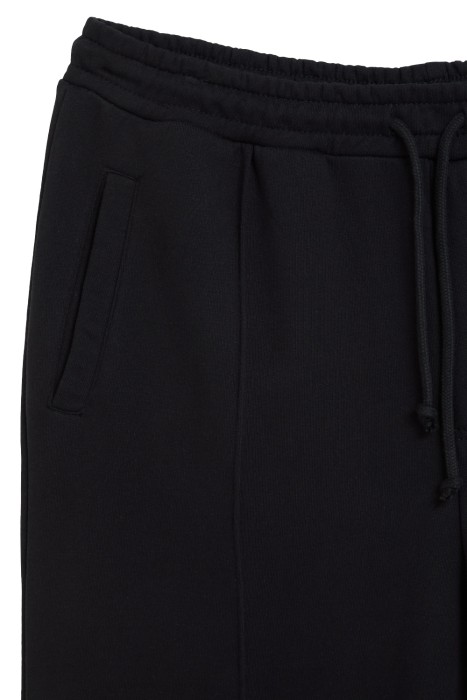 трикотажные брюки из россии вид сбоку