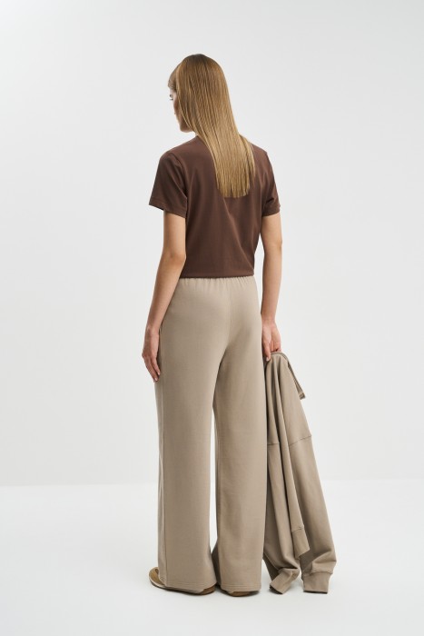 трикотажные брюки по цене 1620 руб вид справа