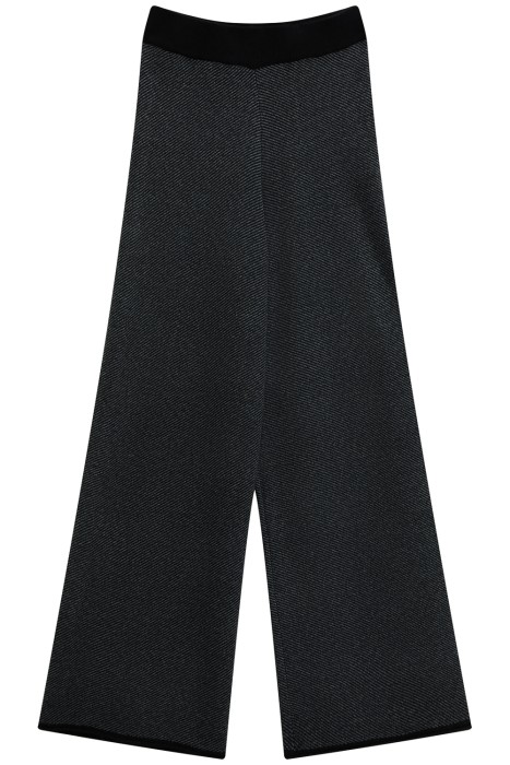 трикотажные брюки из россии вид сбоку