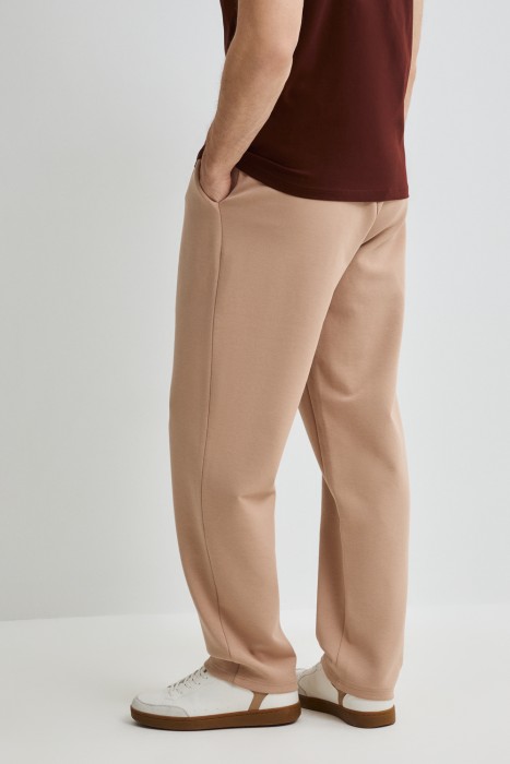 трикотажные брюки по цене 2200 руб вид справа