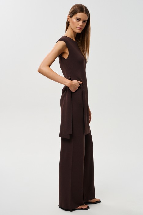 трикотажные брюки от бренда снежная королева вид слева