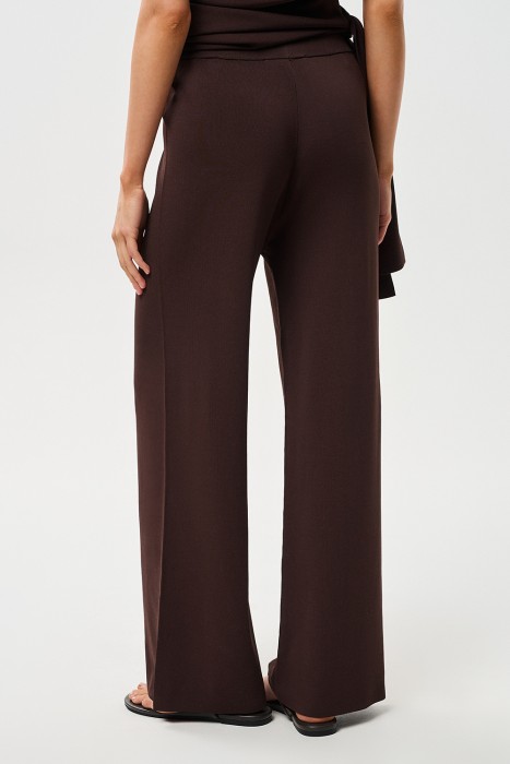 Товар с артикулом 822325003 вид сзади