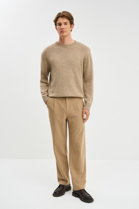 трикотажный джемпер из россии вид сбоку