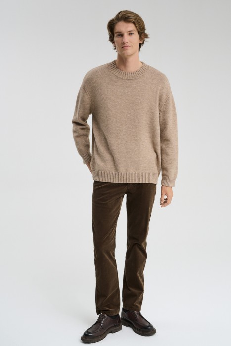 трикотажный джемпер от бренда снежная королева вид слева