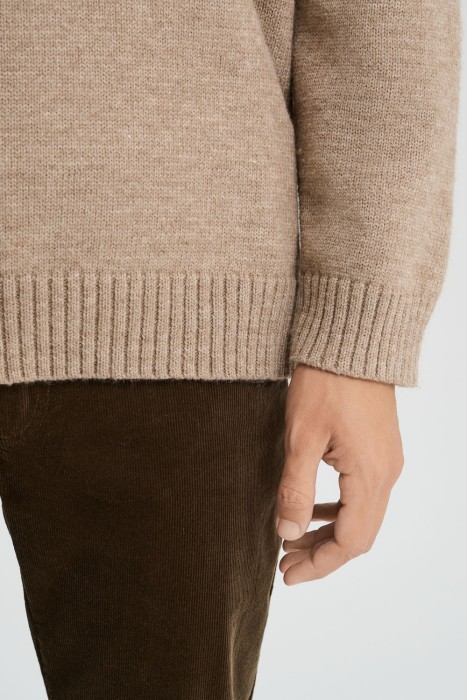 трикотажный джемпер по цене 1540 руб вид справа