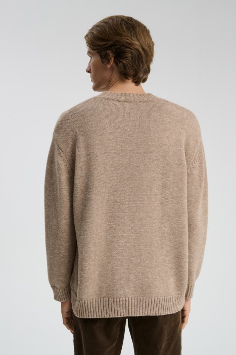 трикотажный джемпер из россии вид сбоку