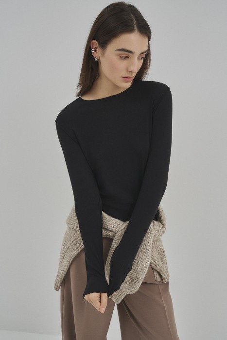 трикотажный джемпер от бренда снежная королева вид слева