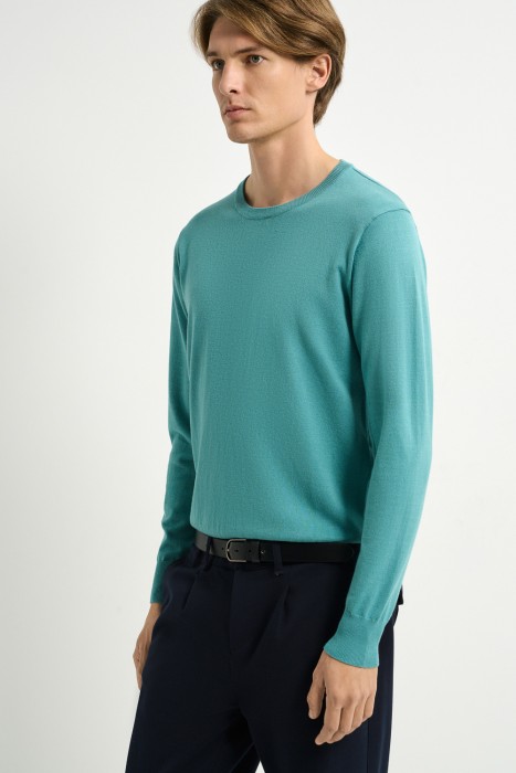 трикотажный джемпер от бренда снежная королева вид слева