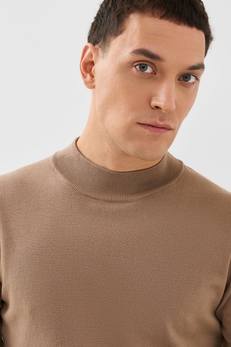 трикотажный джемпер из россии вид сбоку