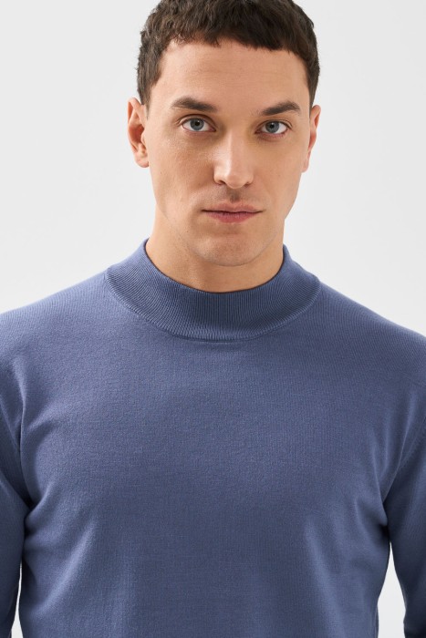 трикотажный джемпер от бренда снежная королева вид слева