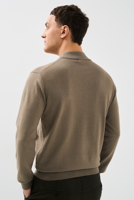 трикотажный джемпер по цене 1130 руб вид справа