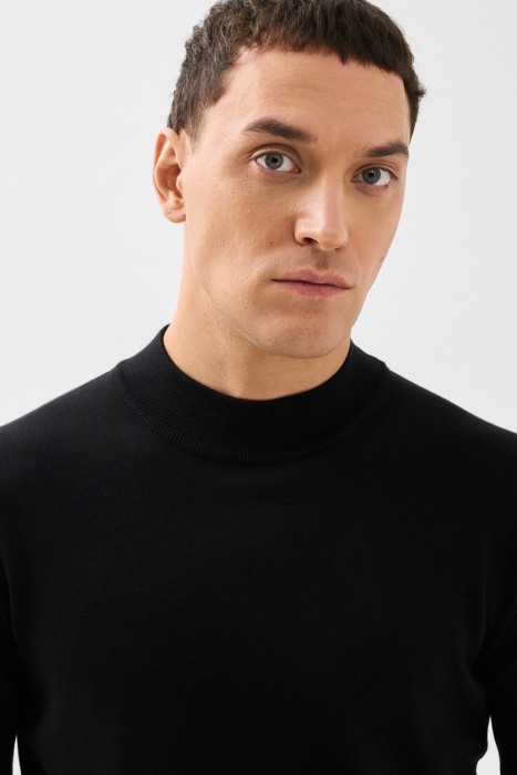 трикотажный джемпер из россии вид сбоку