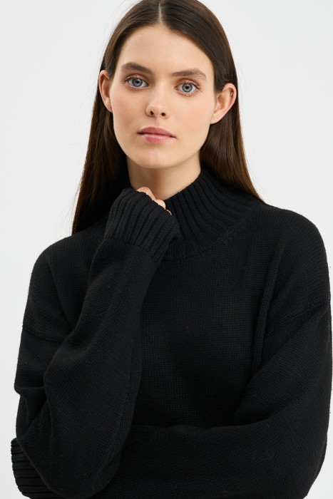 трикотажный джемпер из россии вид сбоку