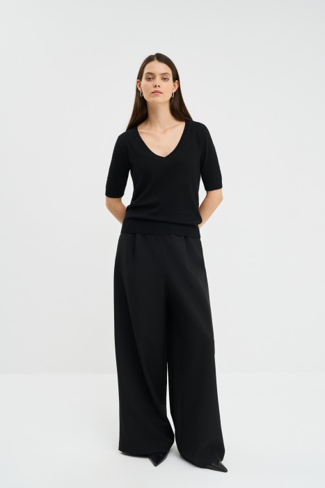 трикотажный джемпер из россии вид сбоку