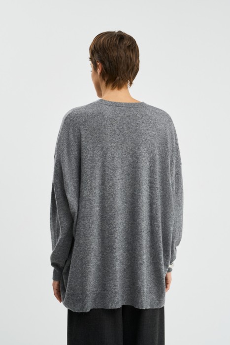 трикотажный джемпер по цене 2410 руб вид справа