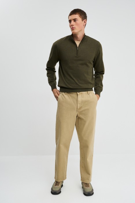 трикотажный джемпер от бренда снежная королева вид слева