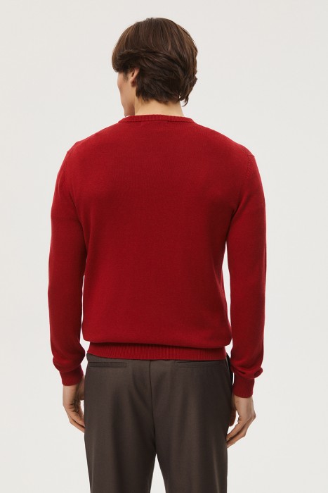 трикотажный джемпер из россии вид сбоку