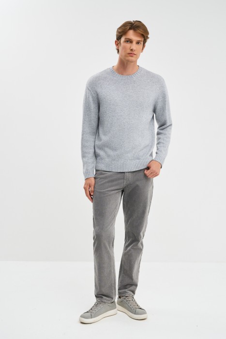 трикотажный джемпер от бренда снежная королева вид слева