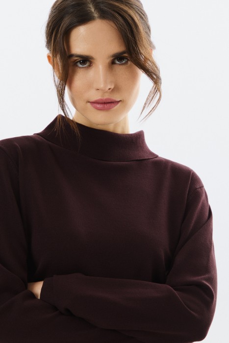 трикотажный джемпер из россии вид сбоку