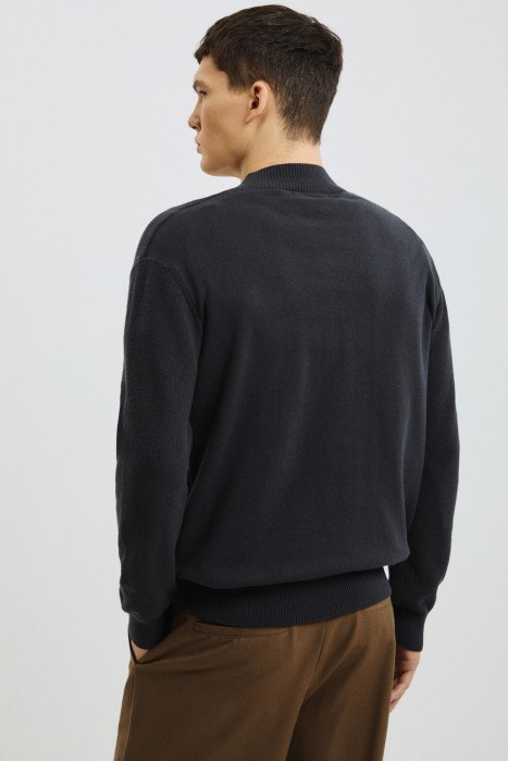 трикотажный джемпер по цене 1710 руб вид справа