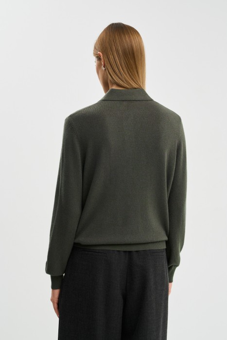 трикотажный джемпер по цене 1860 руб вид справа