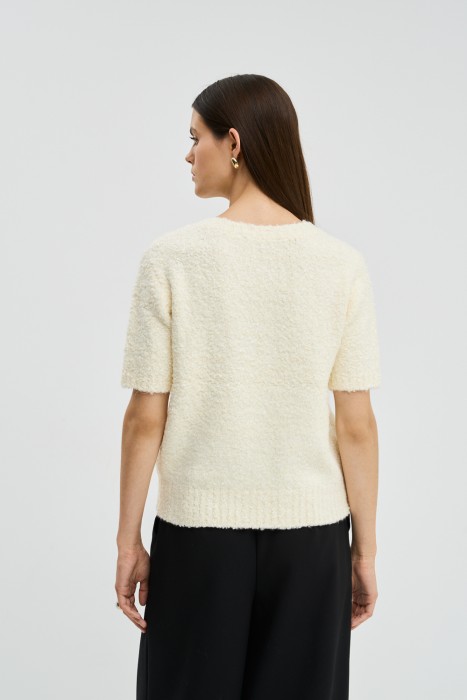 трикотажный джемпер по цене 2410 руб вид справа