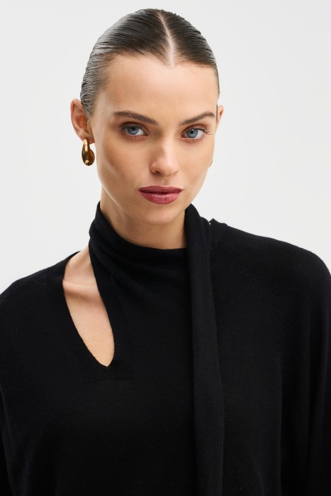 трикотажный джемпер из россии вид сбоку