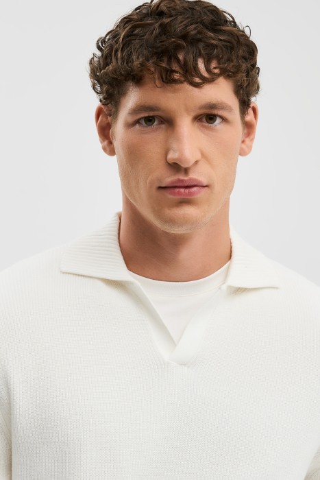 трикотажный джемпер из россии вид сбоку