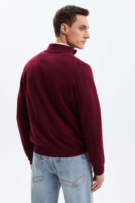 трикотажный джемпер по цене 1600 руб вид справа